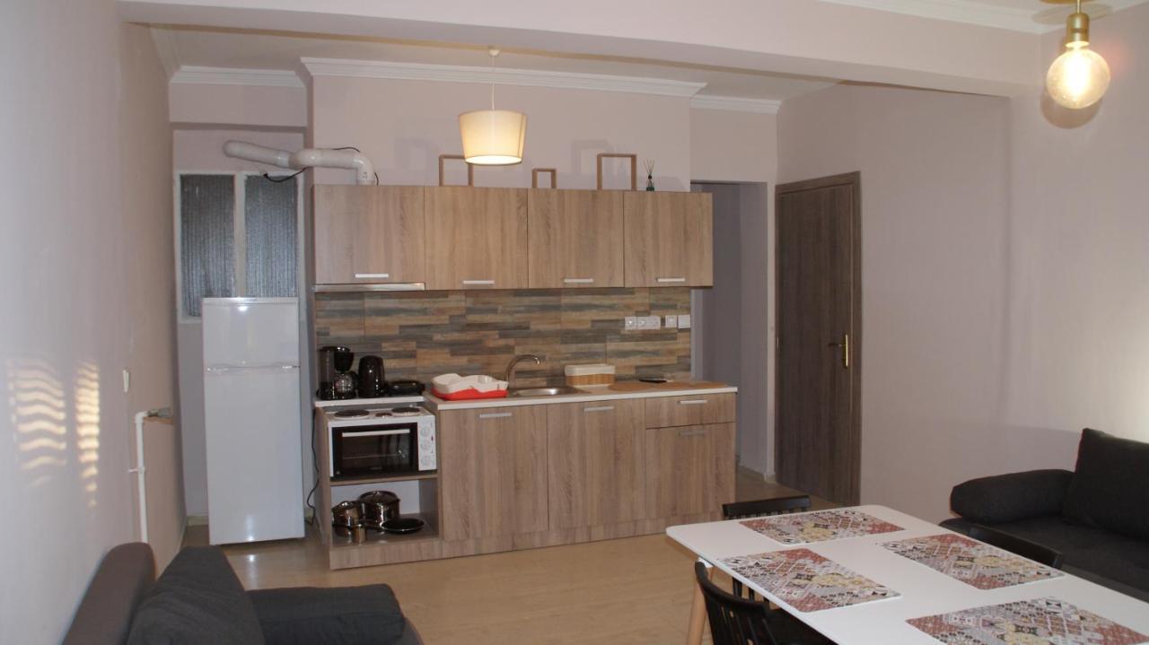 אתונה The Victoria Square Apartments מראה חיצוני תמונה