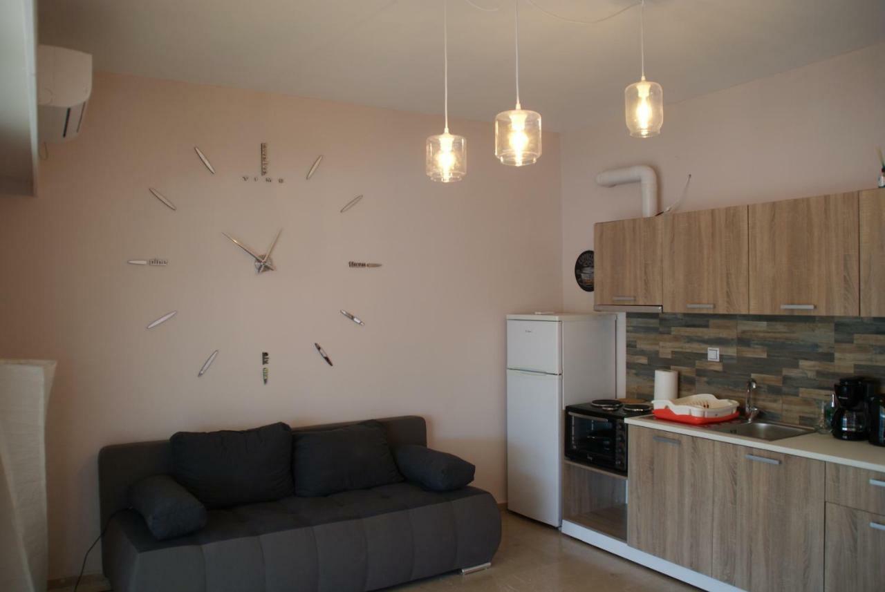 אתונה The Victoria Square Apartments מראה חיצוני תמונה