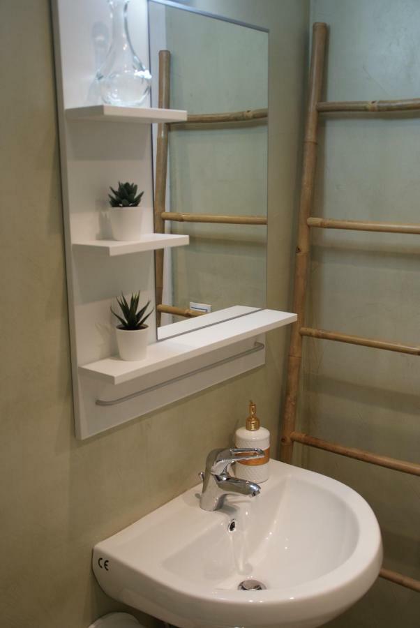 אתונה The Victoria Square Apartments מראה חיצוני תמונה
