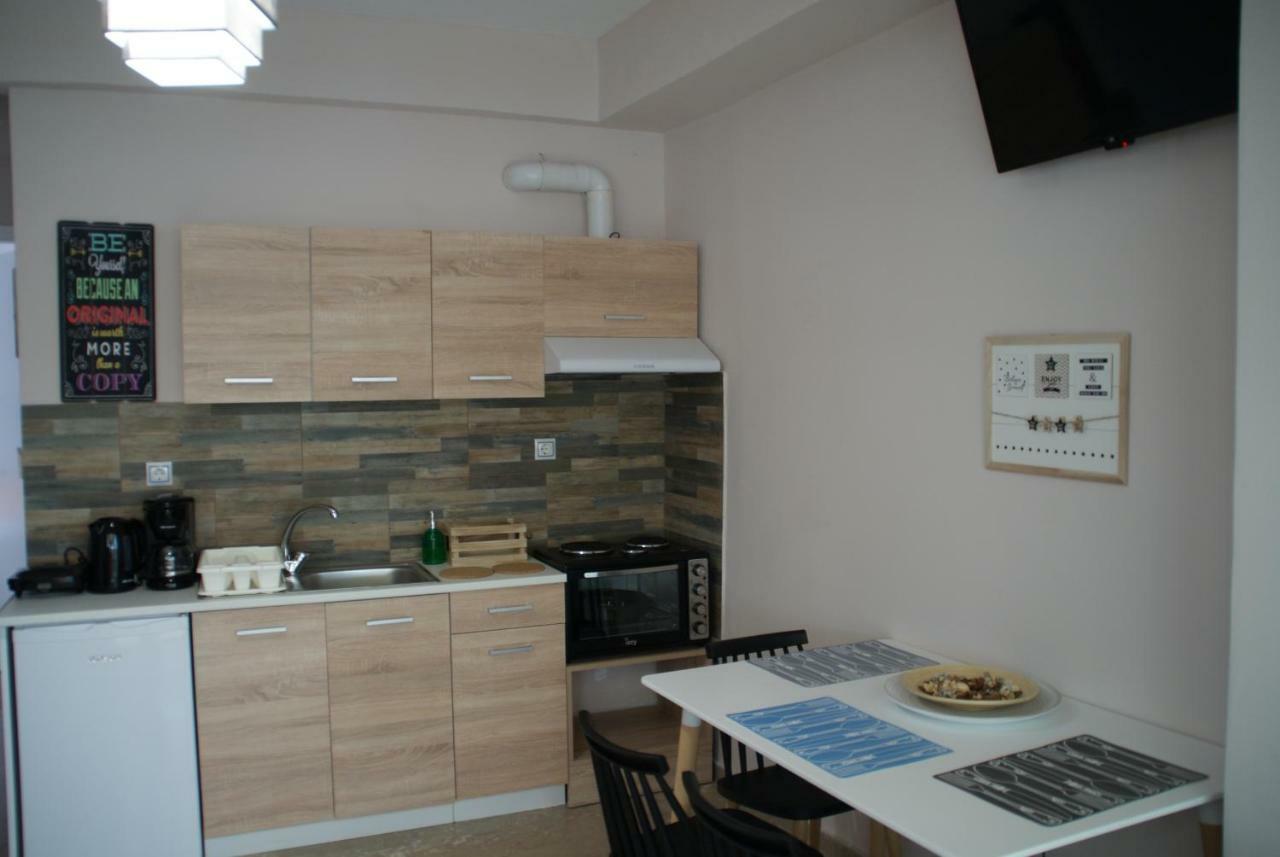 אתונה The Victoria Square Apartments מראה חיצוני תמונה